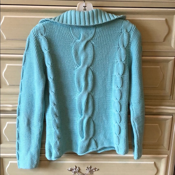Robins egg blue v neck collared sweater - Picture 3 of 3